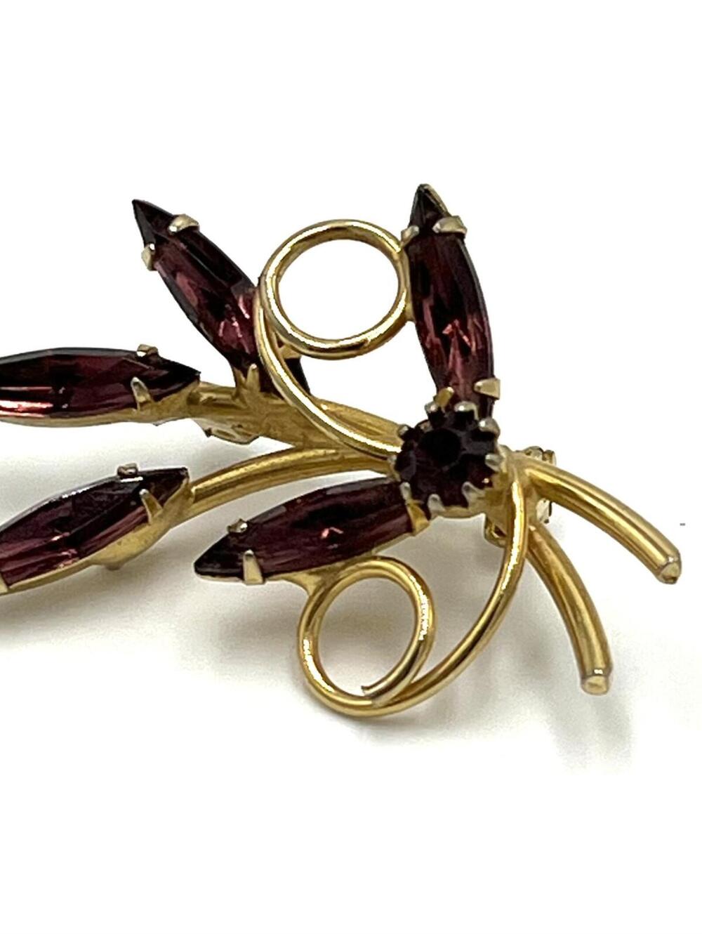 Vintage GoldTone Brooch with Dark Purple Marquise Rhinestone